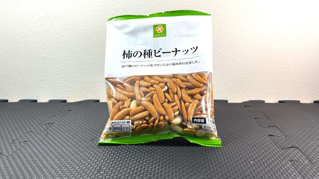 Japanese Rice Crackers with Peanuts